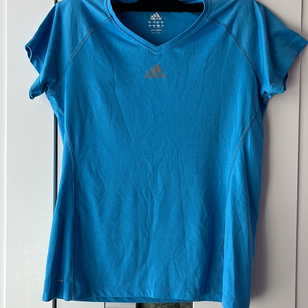 ADIDAS WOMEN T-SHIRT BLUE SIZE LARGE IN GOOD/c